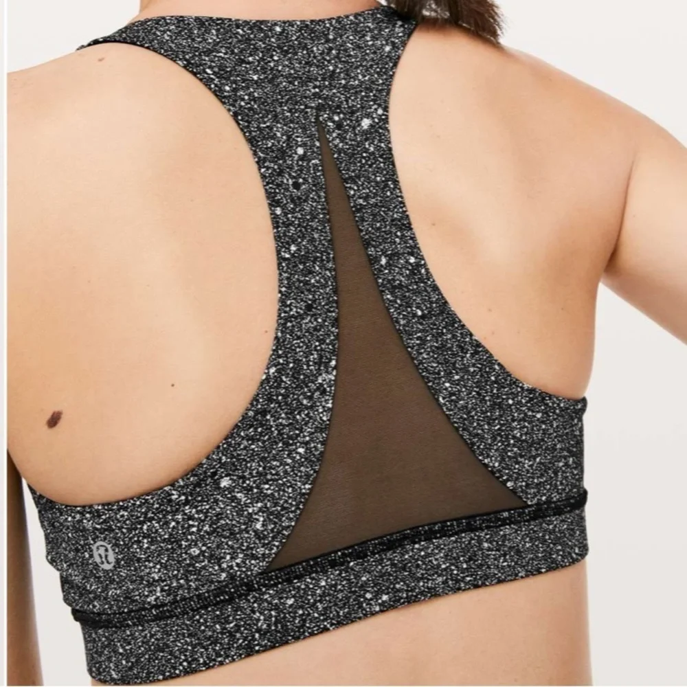 Lululemon Invigorate Bra Luminesce Splatter Mesh Back White Black / Black Size 4